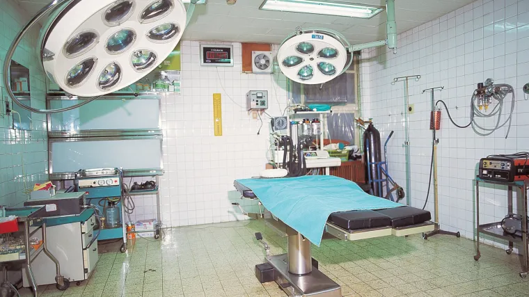 Našim liječnicima nude 4000, medicinskim sestrama 2700 eura