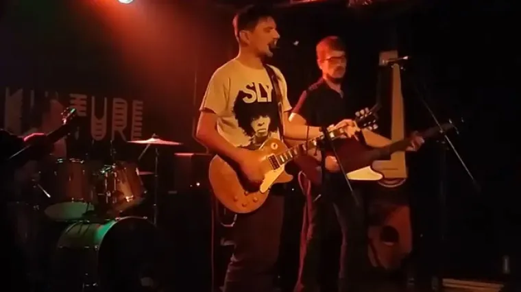 Hoće li stvarno dobar album biti dovoljan za početak suvisle karijere?