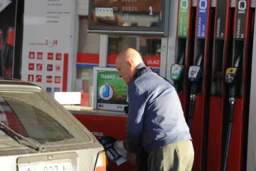 Znate li zašto je zapravo dizel jeftiniji od benzina?
