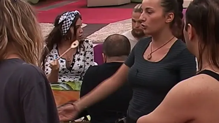 "Sad ti među 20 ljudi glumiš da si nevin, a vani si spavao s 8000 ljudi"