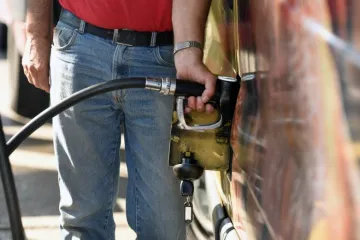 Pale cijene benzina i dizela