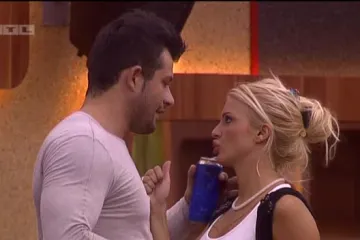 O čemu to šuškaju Ervin i Ivona?