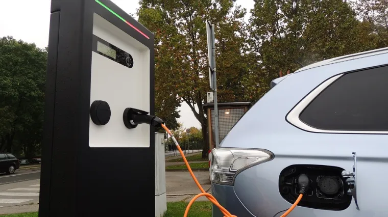 Samobor dobio punionicu za električna vozila