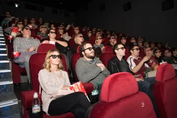 Poznati Hrvati prošetali oblacima uz novi filmski hit