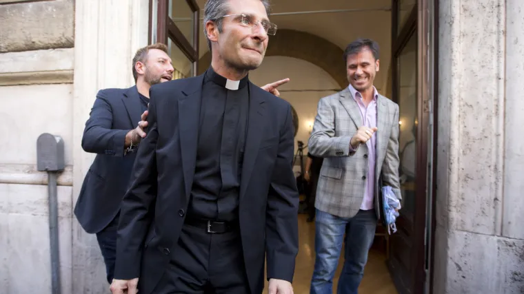 Poljski svećenik koji je javno priznao da je gej: 'U Vatikanu ne postoji homoseksualni lobi'