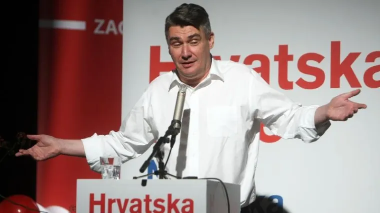 HDZ je stranka koja baulja, mi im se smijemo