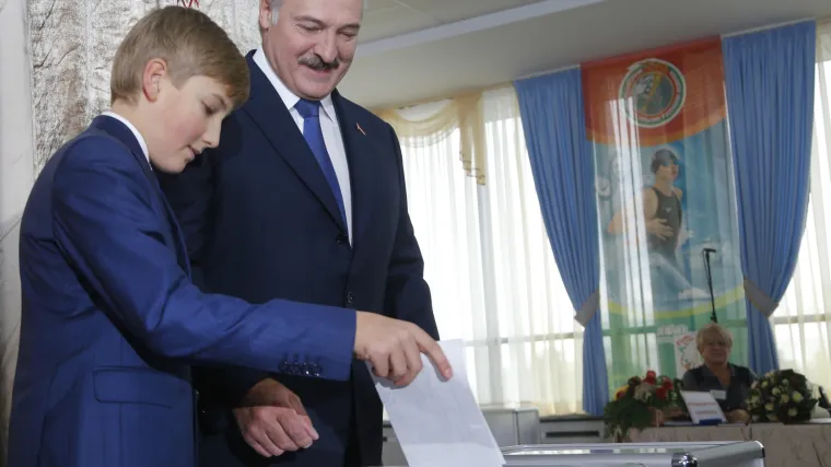 Bez iznenađenja u Bjelorusiji: Luka&scaron;enko osvojio peti predsjednički mandat