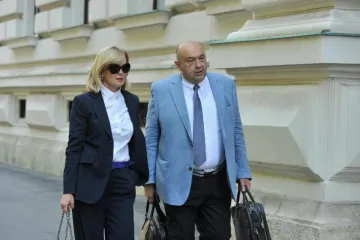 Sanaderovi odvjetnici nisu se žalili na odluku Suda o jamčevini, sada prikupljaju novac