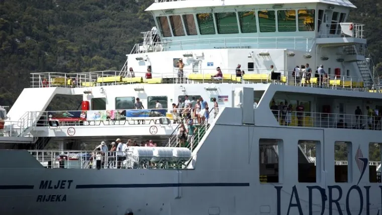 Broj putnika u morskim lukama porastao za 27,7 posto