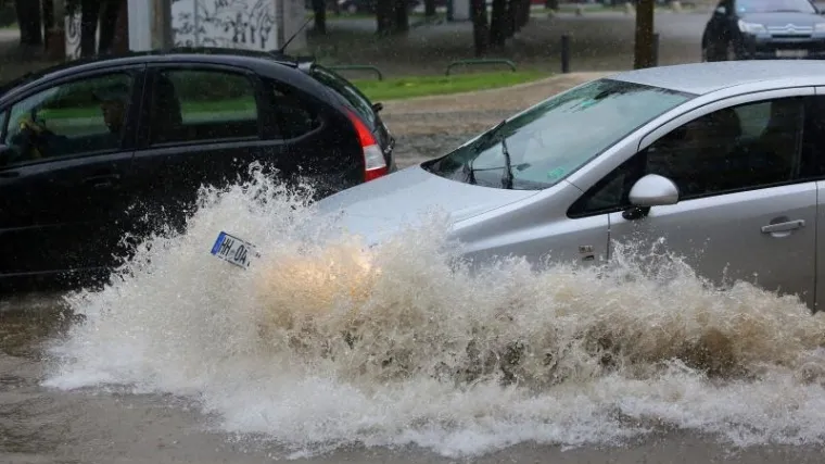 Idućih dana Karlovcu prijeti rekordna poplava