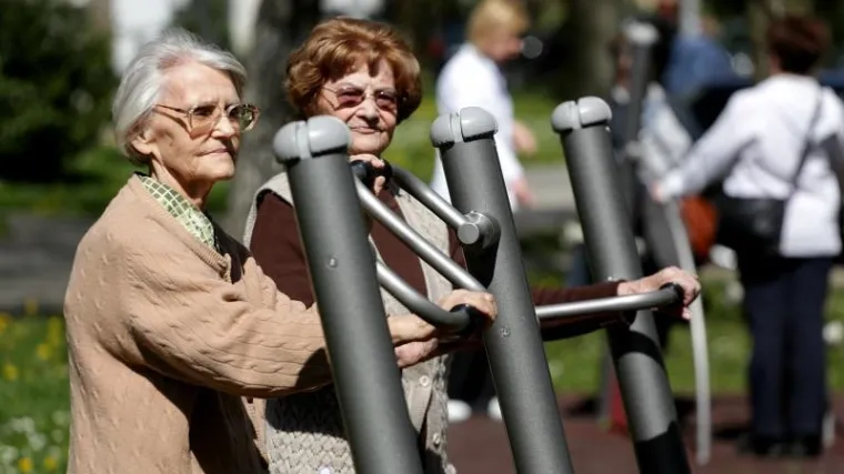 Svim umirovljenicima isplatit će božićnice