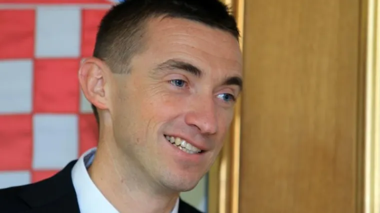 "Kad god pomislimo da ne može sramotnije, tu je HDZ"