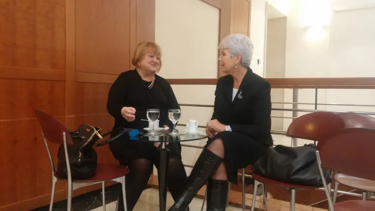 Spojila ih dru&scaron;tvena mreža: Kosor i Mrak Tarita&scaron; realizirale dogovor s Twittera