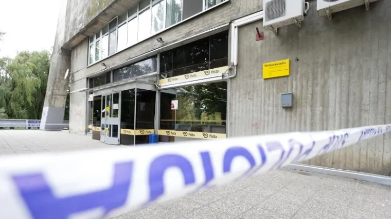 Naoružani mu&scaron;karac jutros opljačkao poslovnicu Hrvatske po&scaron;te u Velikoj Gorici