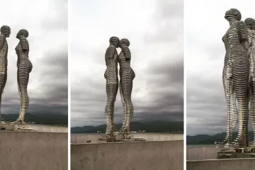 Ovi kipovi svakog dana prođu jedno kroz drugo