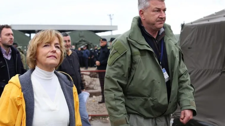 Ostojić: 'Hrvatska nema drugog izbora nego izbjeglice slati prema schengenskoj granici'