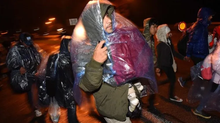 Slovenija podigla žičanu ogradu