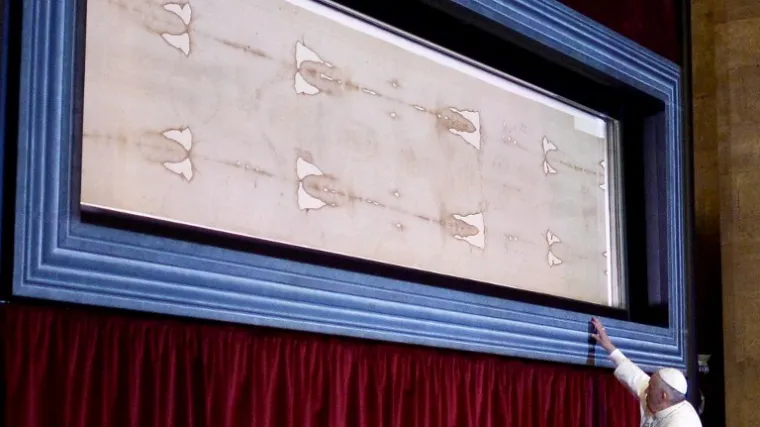 Je li Torinsko platno napravljeno u Indiji?