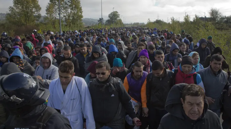 U slovenskim prihvatnim centrima preko 5000 ljudi, nastavljeni prijelazi zelene granice