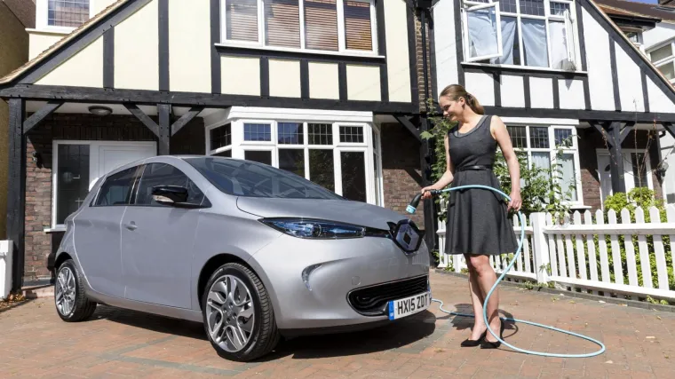 Tinejdžeri će kupiti električni automobil kada odrastu