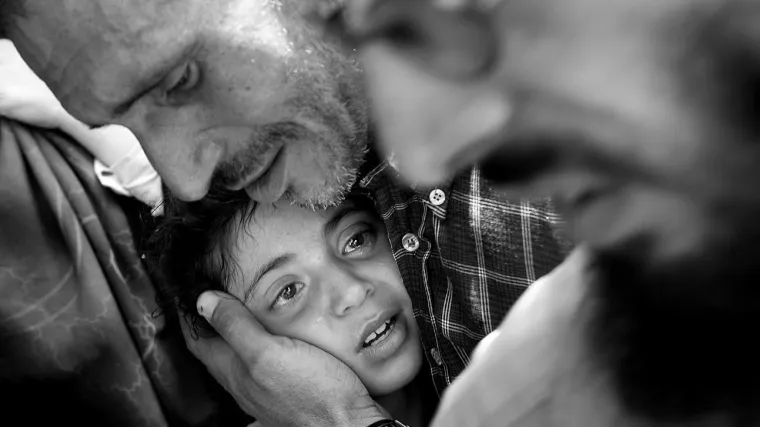 Izložba fotografija "Tri priče o besmislu" u Novinarskom domu