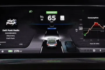 Pogledajte kako se ponaša autopilot kada poludi