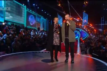 Antonija i Sky oponašaju Ervina kada je ugledao Jozefinu