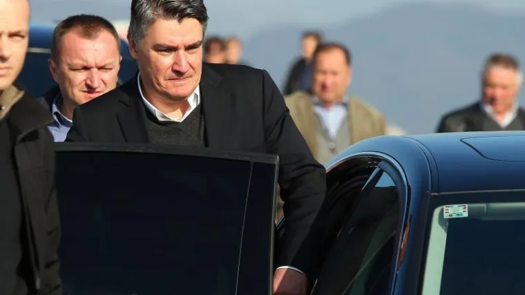 "Nekom očito odgovara da ovo ovako traje"