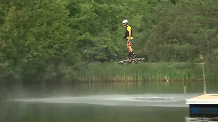 Kanađanin testira futurističku lebdjelicu