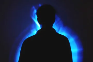 Nevjerojatno kako magnet utječe na vjeru u Boga, stav prema izbjeglicama...