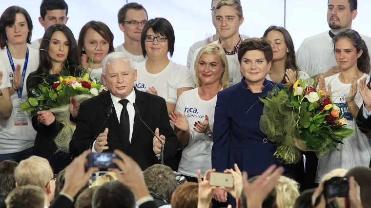 Poljaci glasali za promjene: konzervativni euroskeptici ponovno na vlasti, iskoristili val populističkih obećanja