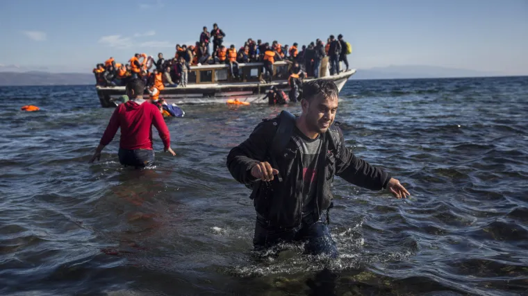 EU se pribojava otvaranja nove rute: hoće li migranti na Zapad putovati preko Albanije i Italije?