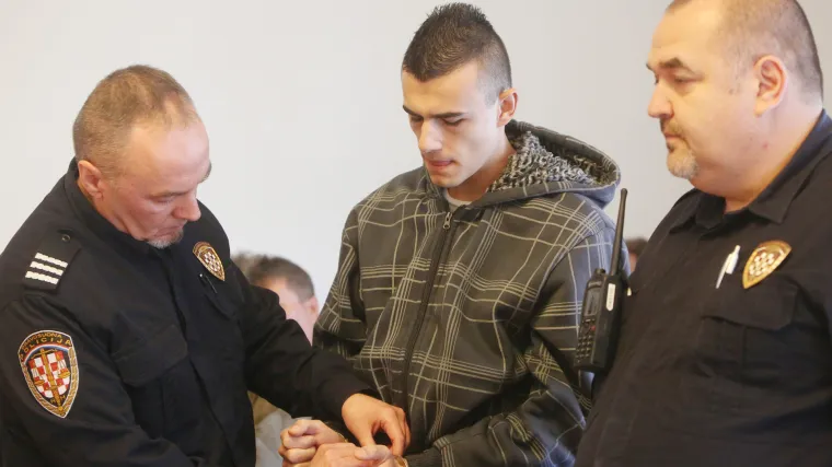 Kazna za zločin u Vojniću: Boško Šapić za dvostruko ubojstvo dobio 22 godine zatvora!