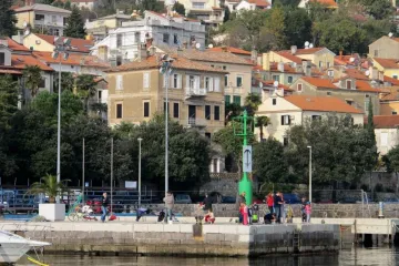 ZEMLJE...Država prodaje 45 nekretnina, početne cijene već od 3.660 kuna