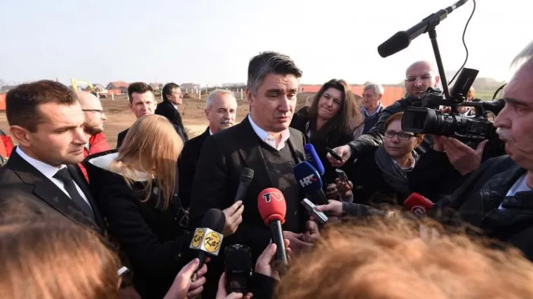 Nikad samouvjereniji Milanović: 'Da može, i Papa Franjo bi vjerojatno glasao za SDP!'