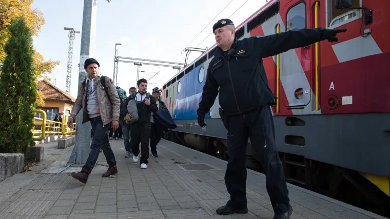 Novim sustavom tranzita u Sloveniju dosad prevezeno vi&scaron;e od 4500 izbjeglica