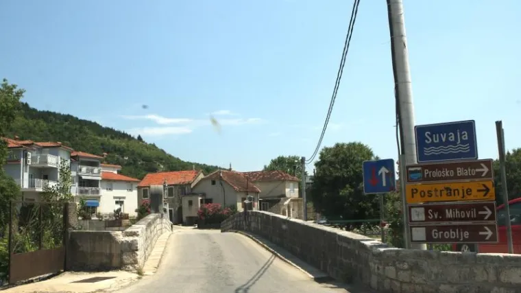 Udario 55-godišnjaka šakom u glavu, a ovaj umro nakon udarca glavom u asfalt