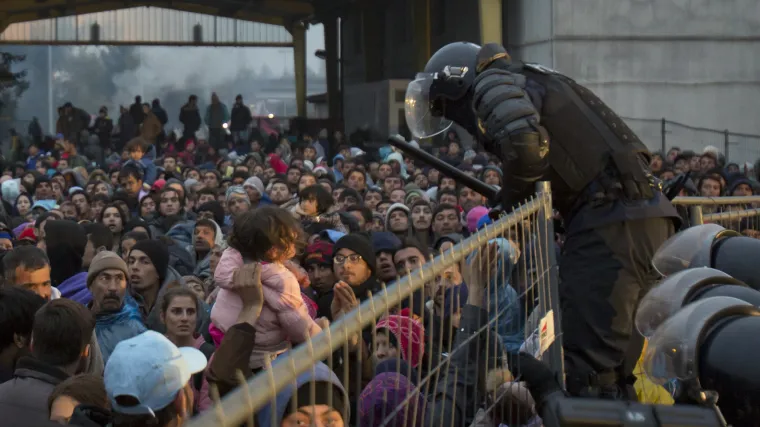 Slovenija spremna na sve scenarije: 'Ako se stanje s migrantima pogorša, na granici ćemo podići ogradu'