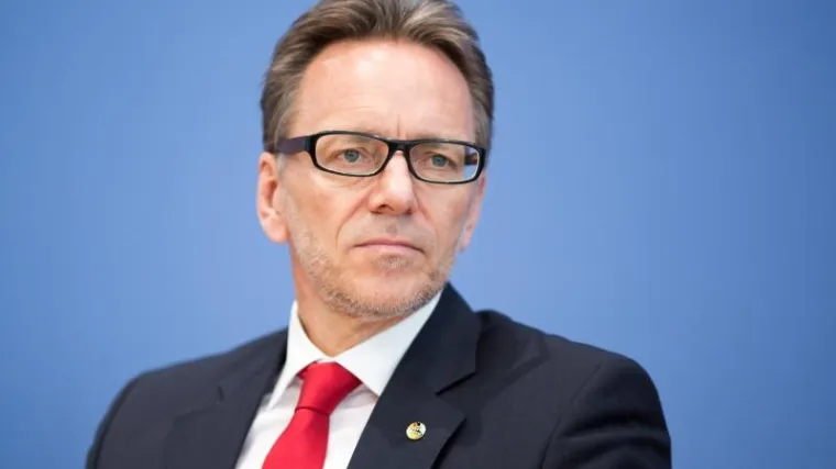 Nijemci se boje jačanja radikalne desnice: 'Priljev izbjeglica prijetnja je unutarnjoj sigurnosti'