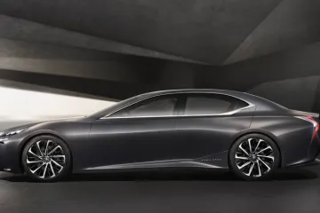 Limuzina budućnosti podsjeća na coupe, a pokreće je vodik