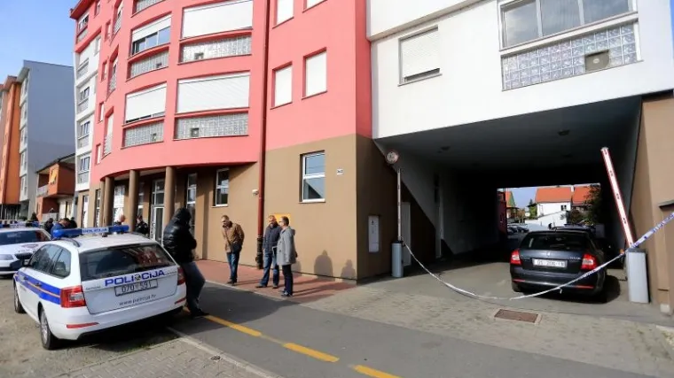 Detalji osječke tragedije: nožem izbo poznanika, a potom se ubio skokom s krova