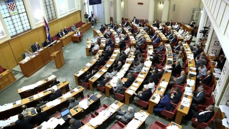 Zastupnike u Saboru birat će  ukupno 3,8 milijuna birača