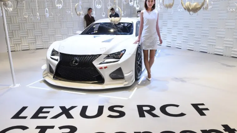 LJEPOTA IZ BUDUĆNOSTI: Pogledajte hostese na sajmu automobila u Tokiju