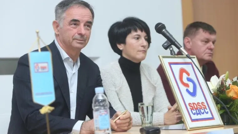 Nema raskola u SDSS-u, to je ruka jedne velike i moćne stranke