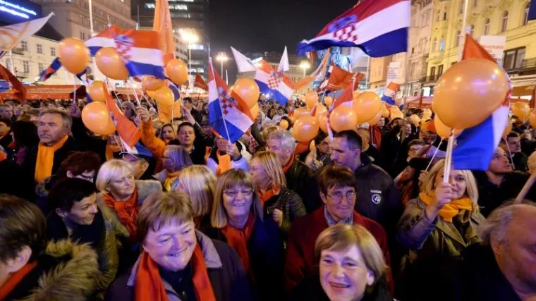 "Hrvatska se stalno poigrava s time da se vrati u naručje oca zlostavljača"