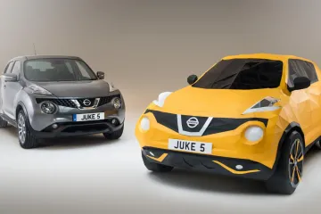 Nissan Juke za peti rođendan dobio papirnati model