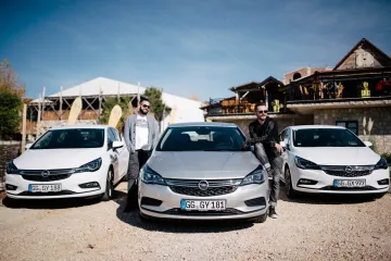 Profinjena elegancija nove Opel Astre testirana u netaknutoj prirodi Buškog jezera