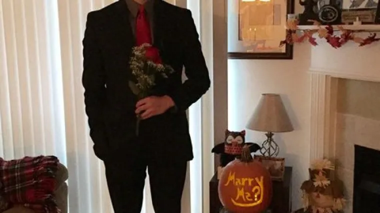 Pogledajte &scaron;to je ovaj mladić priredio svojoj djevojci za Noć vje&scaron;tica