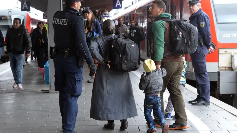 Njemačka bi ove godine mogla primiti milijun migranata