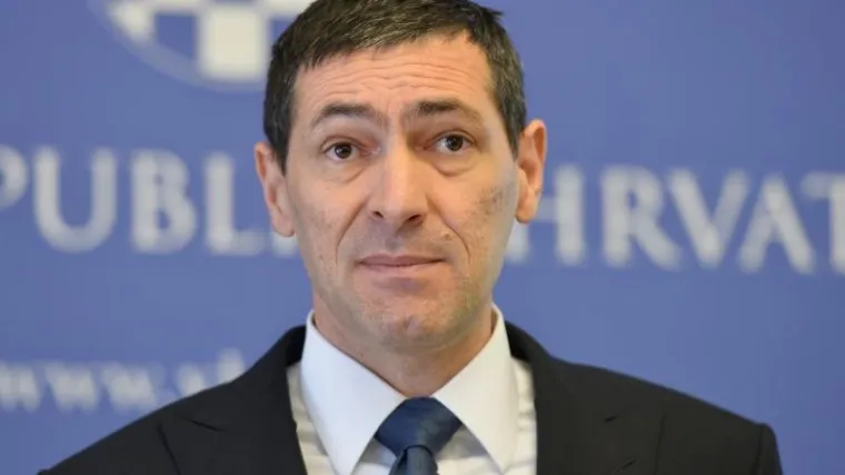 Kotromanović: Zar nije licemjerno koristiti Gotovinu u kampanji?; Dilber: Karamarko ima čist obraz!